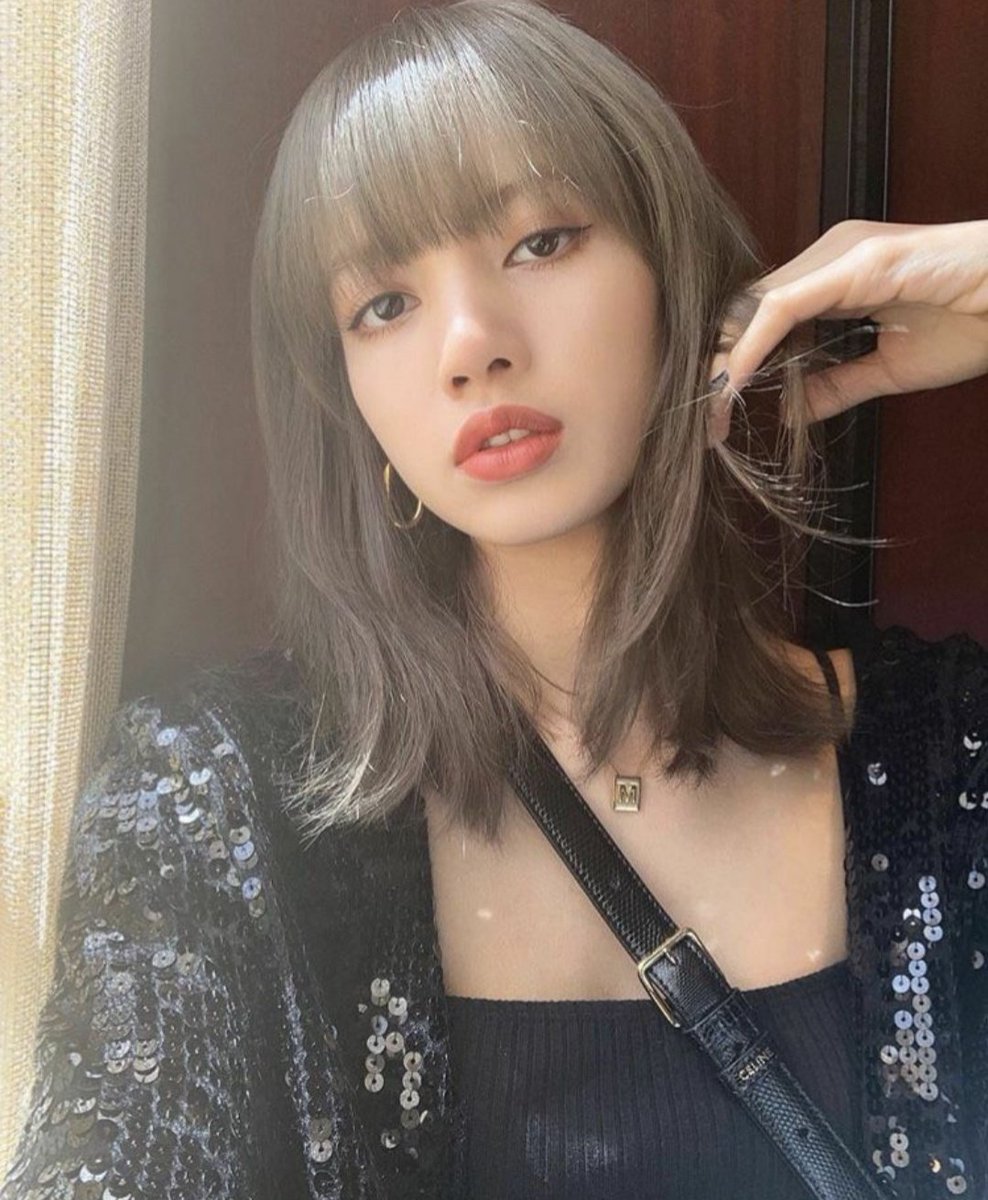 vvwinterbear's tweet photo. Aşk kadın 🖤 https://t.co/ktPE9x1ZOE
