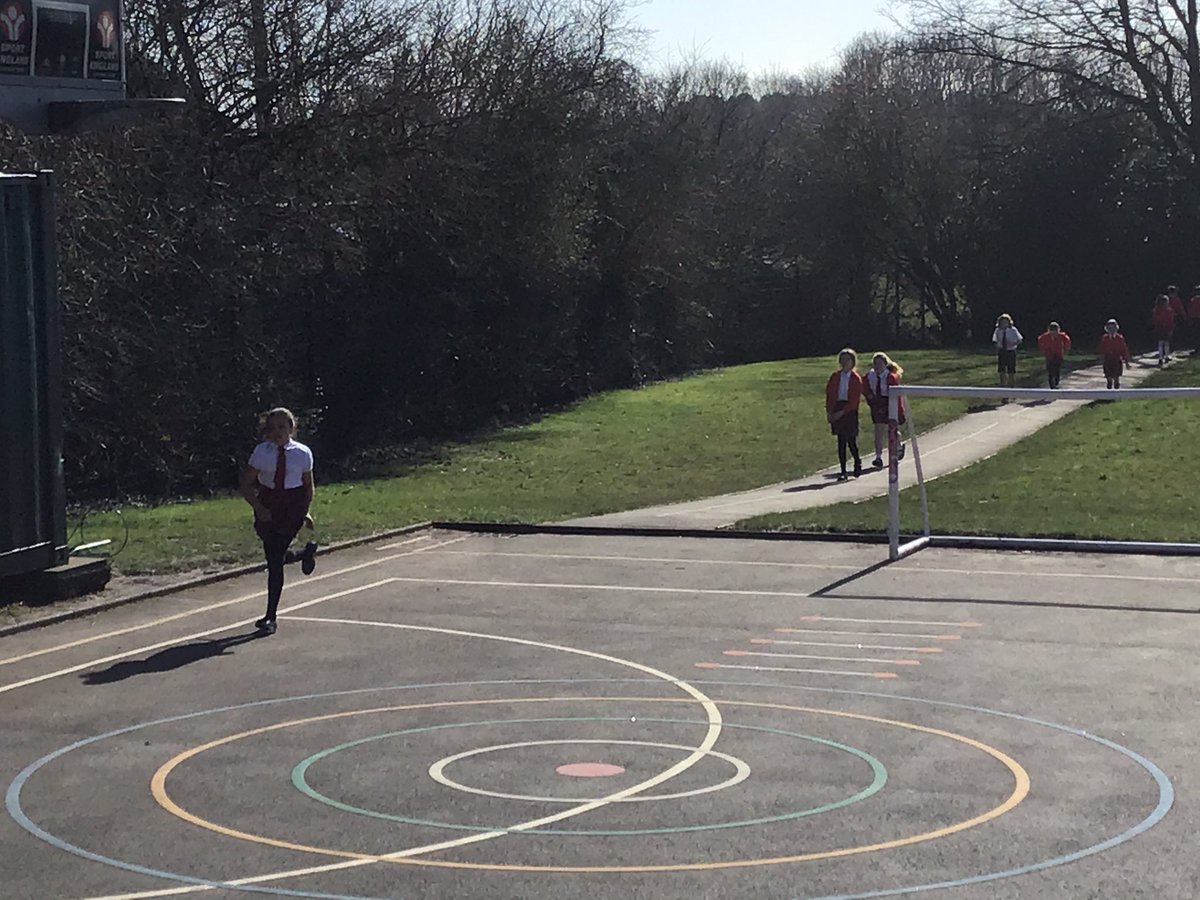 Class5Aspull's tweet photo. It was a lovely afternoon to enjoy the Aspull Mile and also to play some games together. #getactiv #wellbeing https://t.co/TTzDBp8spa