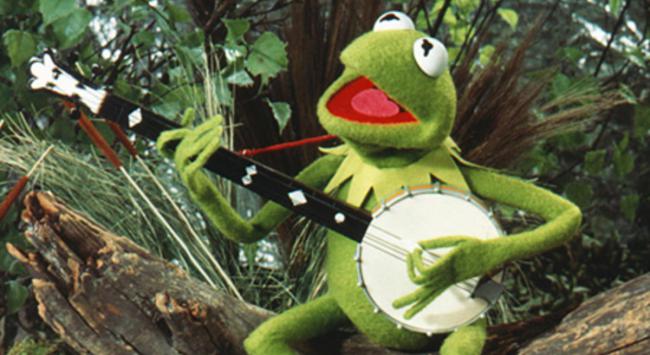 Bug_Away's tweet photo. Today's an exception for Kermit—today, it's easy to be green. 🐸

☘️ Happy St. Patrick's Day! ☘️

#BugAway #Buchanan #NY #Bugs #TrashBags #Lymonessa #InsectRepellentbag #Quality #Best #NonToxic https://t.co/2cnNpFl5XX