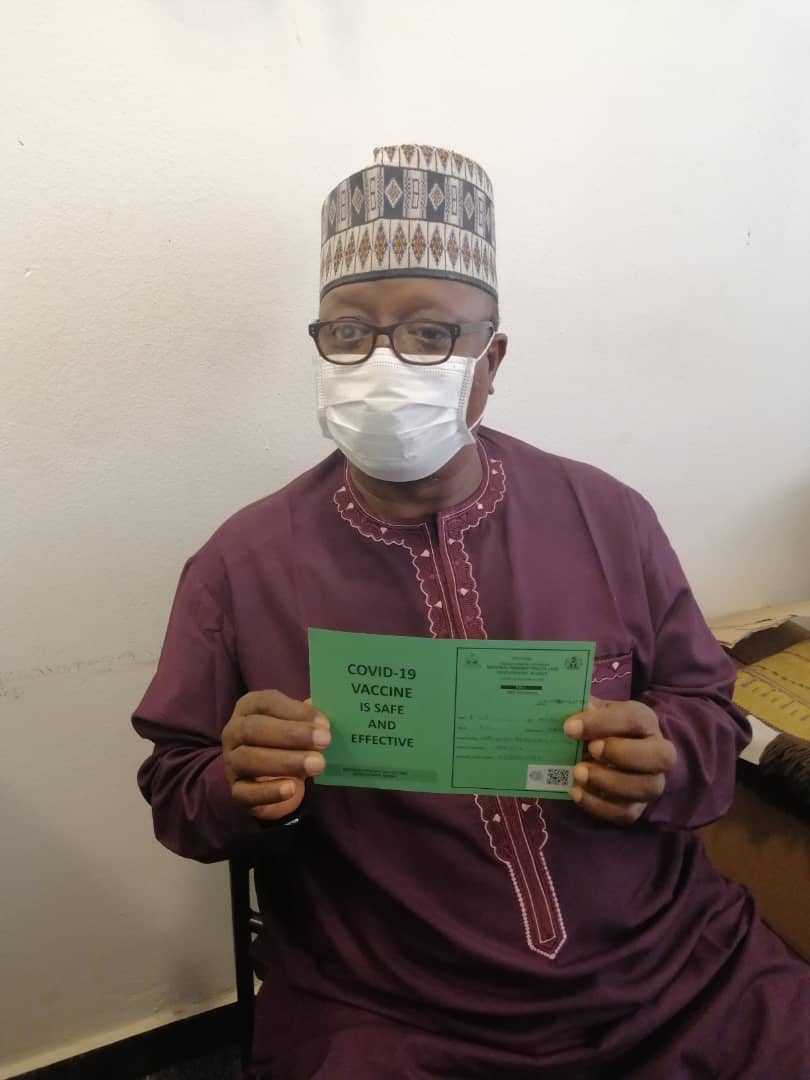 ArcLolaAshiru's tweet photo. Today, I received the Oxford-AstraZeneca COVID-19 vaccine at the designated centre in National Assembly, Abuja.

As we resolute to have a country free from
Corona Virus, I encourage everyone to get vaccinated in the various designated areas in the country. https://t.co/AtwfCwMEyN