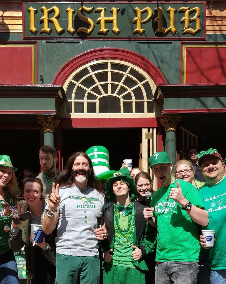 Happy #StPatricksDay feeling a little Irish today and a little nostalgic for mid-day beverages!