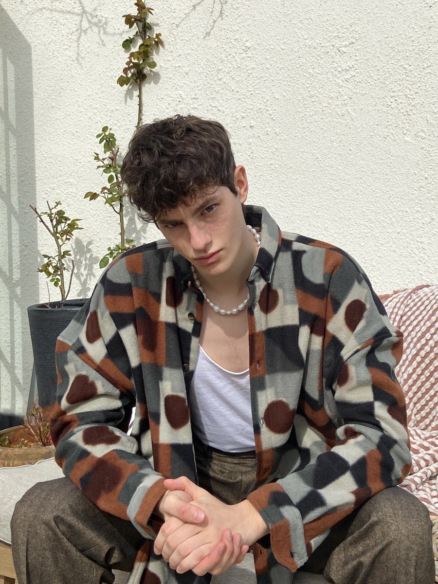 maxcockcroft's tweet photo. just gonna post my outfit and go https://t.co/N3fjscWa0s