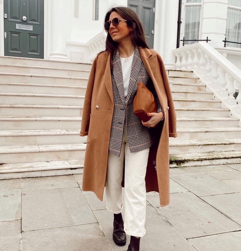 EsinAkanLondon's tweet photo. Midi Belgravia, Tan beautifully styled by @beatriz84!
#esinakan #esinakanlondon #crossbodybag #clutchbag #shoulderbag #fashion #bagoftheday #instabag #bags #london #convertiblebag #bag #fashion #fashiondaily #styleguide #womensfashion #chic #elegant #classy #minimalbag https://t.co/STZpzFB6xt