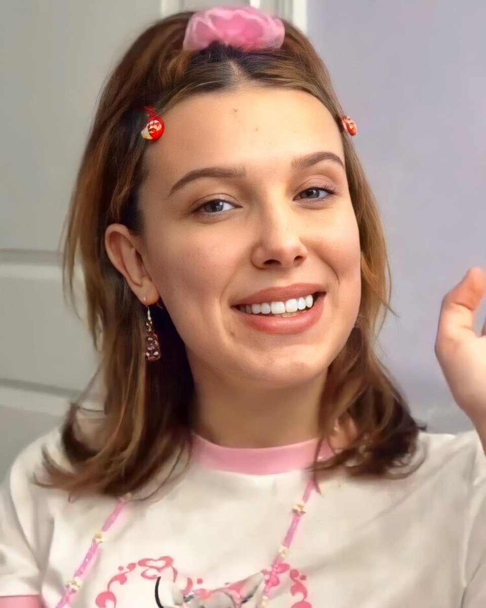 Stranger News on X: MILLIE BOBBY BROWN ON #INSTAGRAM