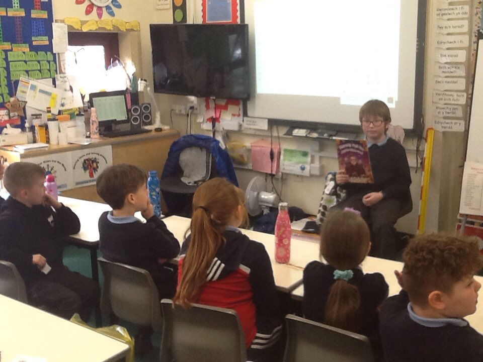 Risca Primary School tweet media