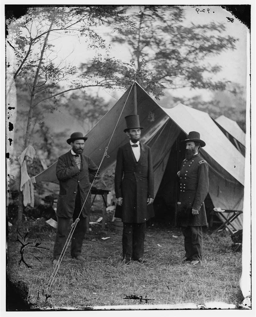 Photos of Allan Pinkerton, President Abraham Lincoln, and General George B. McClellan during the Civil War. Pinkerton's agency performed some surveillance and intelligence activities for the Union. Check out the latest episode for the full story! buff.ly/2F2DxR9