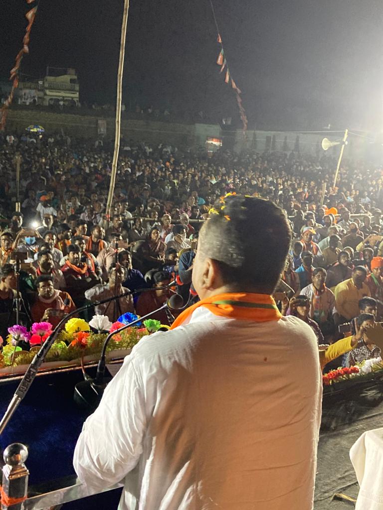 SuvenduWB's tweet photo. দক্ষিণ #কাঁথি কেন্দ্রে @BJP4Bengal মনোনীত প্রার্থী বিশিষ্ট শিক্ষাবিদ অরূপ কুমার দাসের সমর্থনে বিশাল জনসভায়...

In #Kanthi Dakshin AC this evening, participated in a #MegaPublicRally of the @BJP4Bengal which witnessed resounding participation from the great People of West Bengal! https://t.co/NZEoTSyH77