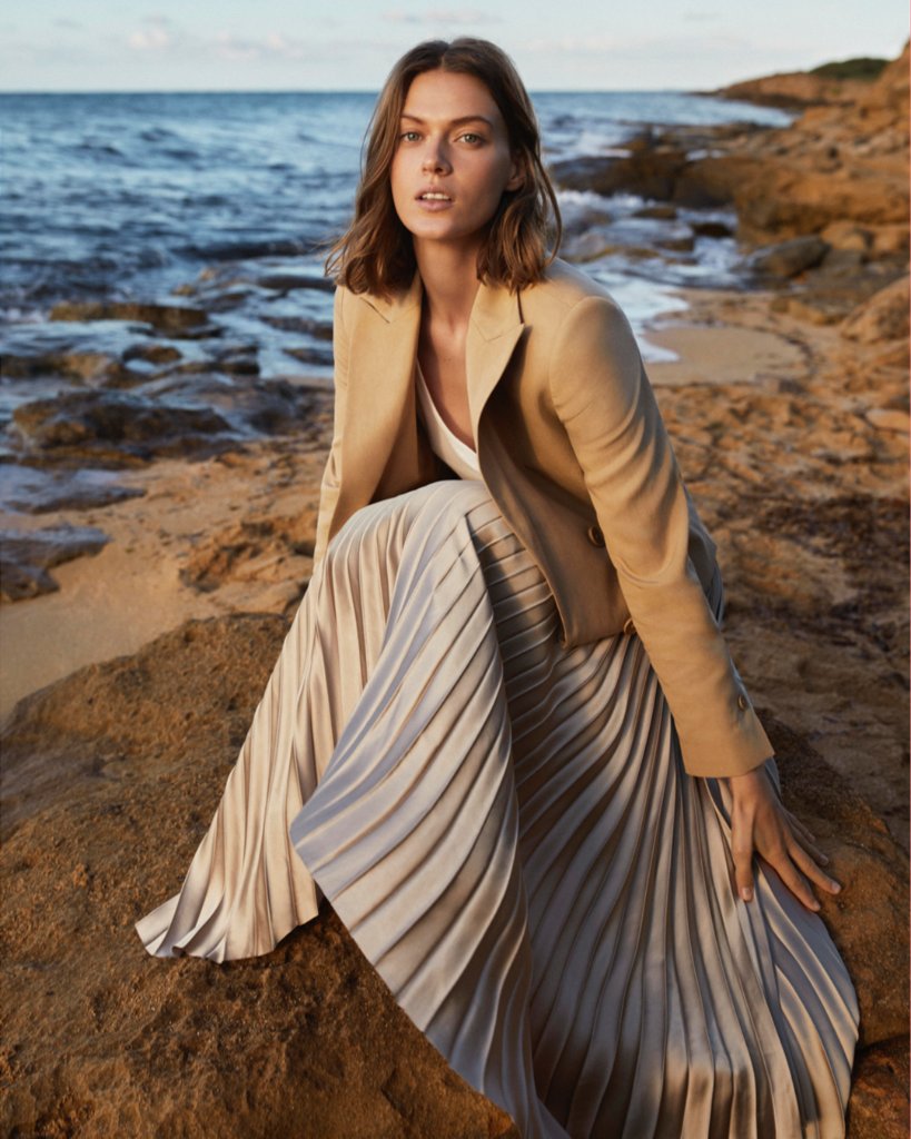 Inloggegevens regisseur Omhoog gaan ESPRIT on Twitter: "#ReimagineLife and wear styles that make you happy!  Discover our new spring/summer collection with feel-good looks that feel  great on your skin. Our pleated skirt in a high-quality satin