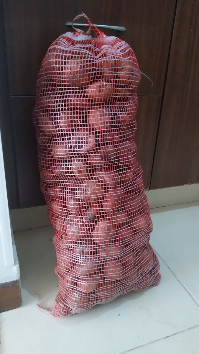 rikialma1's tweet photo. Cómprenle a los campesinos!!!!
30 libras de papa pastusa a $12 mil!!! 😲
#PapaChallenge #Papa #Campesinos #EstarArmadoEs https://t.co/c1OnocXBob