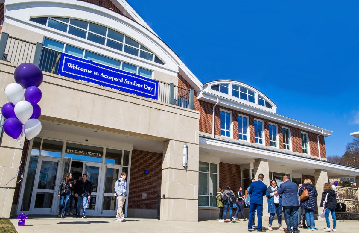 Attention Curry Class of 2025! 🚨
We're so excited to celebrate with you virtually on April 3rd for Accepted Student Day! Check out curry.edu/asd for the registration link and schedule for the day.