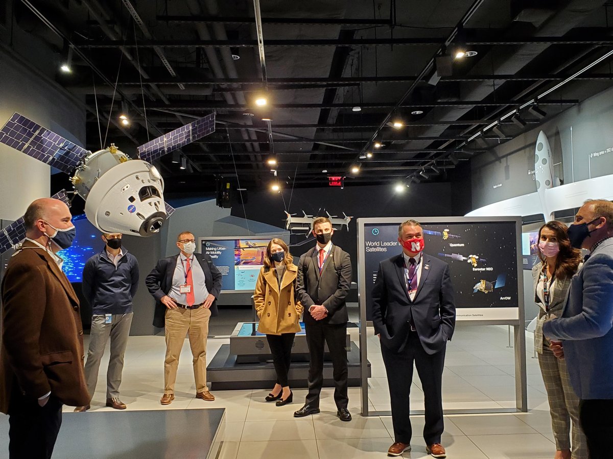 As Brig Gen USAF (Ret.), <a href="/RepDonBacon/">Rep. Don Bacon 🇺🇸✈️🏍️⭐️🎖️</a> of Nebraska knows about “Making it Fly.” Airbus hosted the Congressman (in red “N” mask) this week at its interactive Experience Center in DC, demonstrating its diversity of achievements in space, defense, helicopters and commercial aircraft.