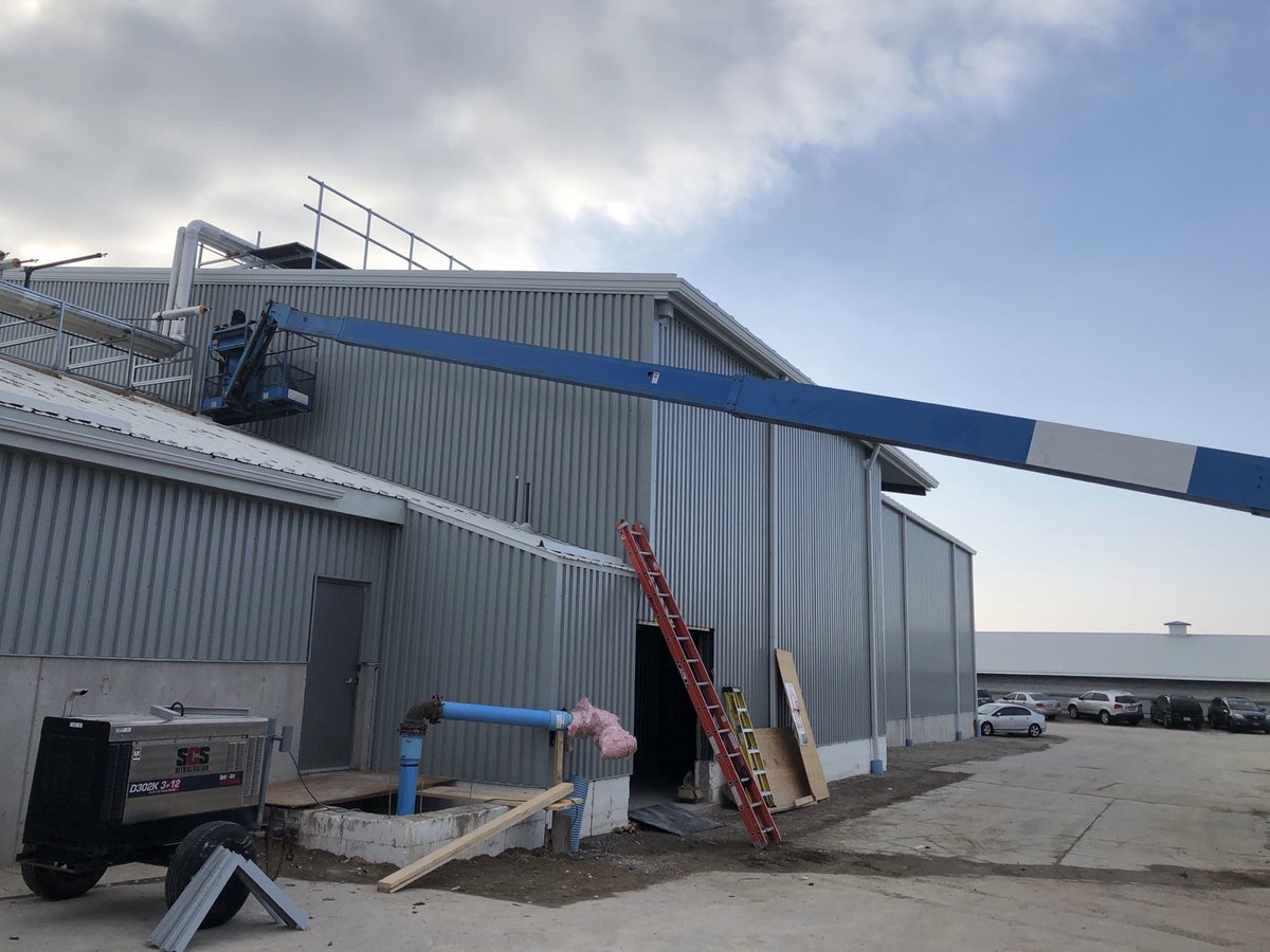 Lisa Thompson tweet media