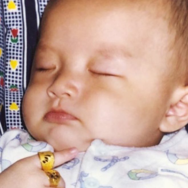 bbminej's tweet photo. เอ็นดูววววว🍼🤏 https://t.co/vQO0sQoUMW