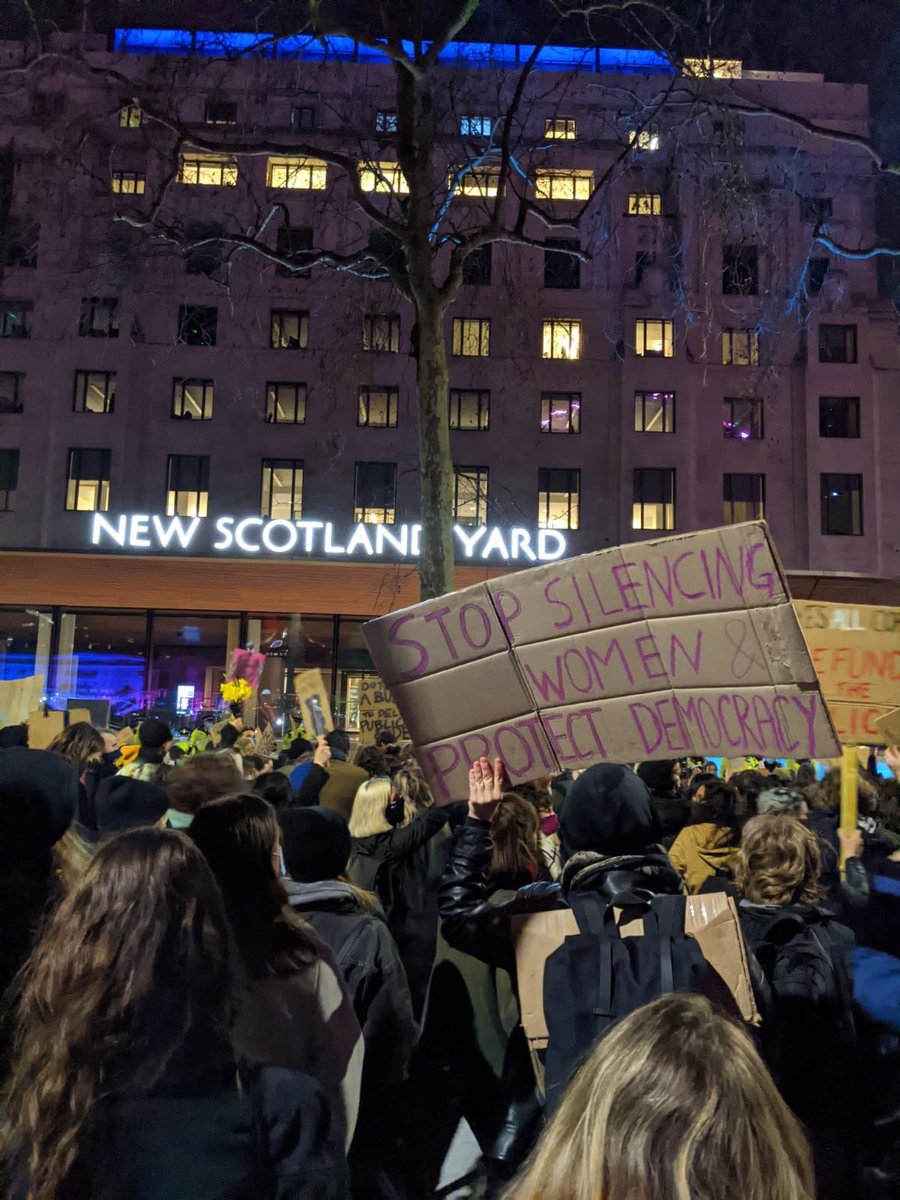 XRebellionUK's tweet image. 🤔@DominicRaab warns "democracy is in retreat" around the 🌍
Countries that ban protest include🇨🇳🇷🇺🇰🇵🇹🇷🇲🇲🇪🇬 &amp;amp; soon, thanks to @pritipatel 🇬🇧 

We don't want to live in #FascistBritain do you?
Time to #KillTheBill &amp;amp; defend our #RightToProtest2021
#SilencingBill