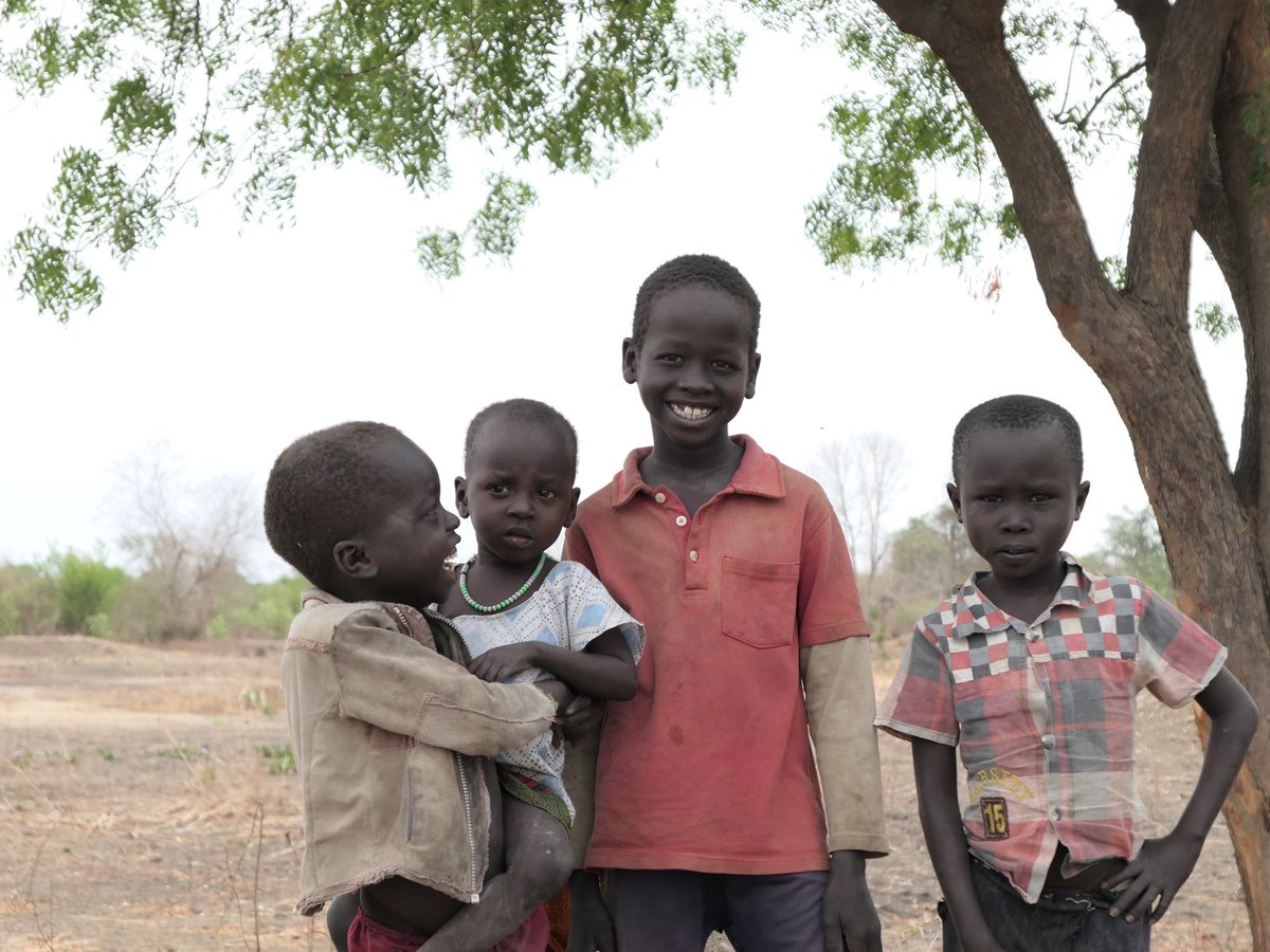 WaterforSoSudan's tweet photo. When you support Water for South Sudan, you're giving kids a chance to reach their full potential. 

Thank you for making our work possible. 💙 https://t.co/QyFgP8OAWS
