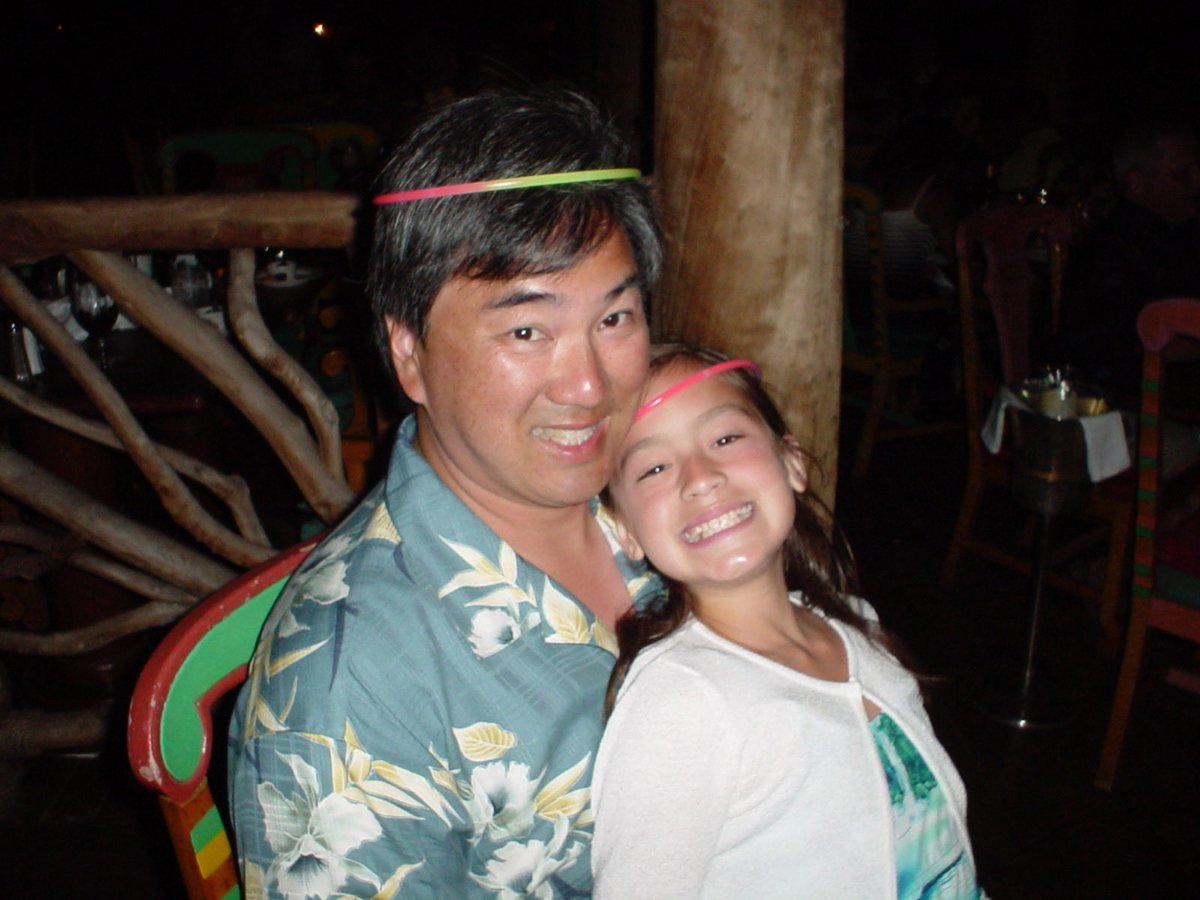 whitney loo tweet media