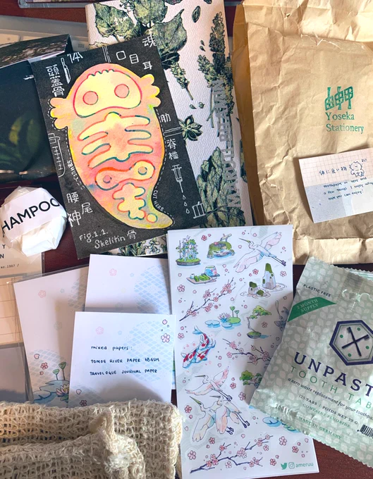Beautiful package from @ameruu ✨✨✨
Really made my day? 