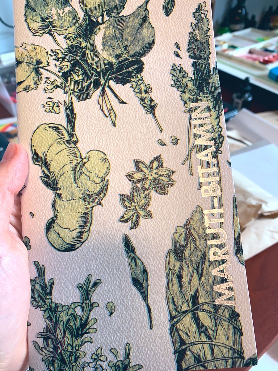 Beautiful package from @ameruu ✨✨✨
Really made my day? 