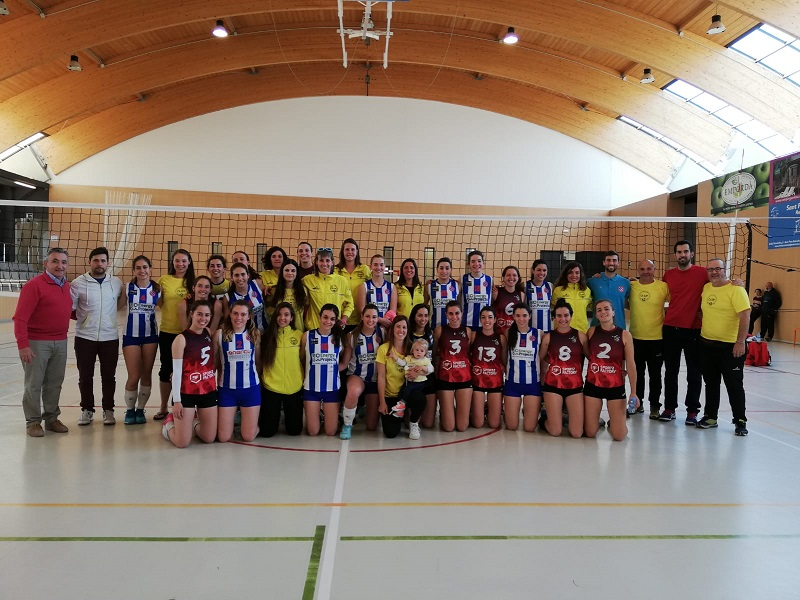 #ZetaNews📰 | El voleibol catalán volverá en su totalidad 382 días después

👉 La Federación Catalan de Voleibol ha anunciado que todas las categorías harán su regreso a las pistas

📝:bit.ly/30PvXRD