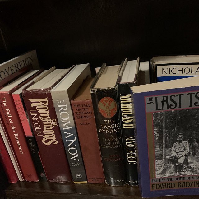 BeholdenShop's tweet photo. ⭐️⭐️⭐️⭐️⭐️ “Love my book, good condition-happy to add it to my collection. Good seller, thank you! :)” 
–Mindi

It’s such a joy to hear from happy customers. Thank YOU for your support, Mindi! 💞✨

#shopsmall  #smallbusiness #shopvintage #fivestars #5starreview #happycustomer https://t.co/Y5ElFBtfTE