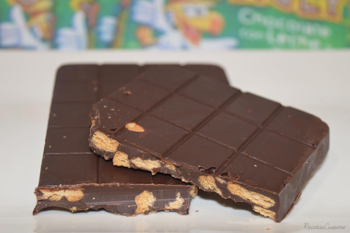 Para una merienda como las de antes, tableta de chocolate Jungly. ¿Os acordáis de ella? Hace años que dejaron de hacerla, pero ahora está de nuevo en las tiendas. Si no la encuentras, háztela en casa con esta receta: bit.ly/2Nuxs4A #cuisinecompanion #companion