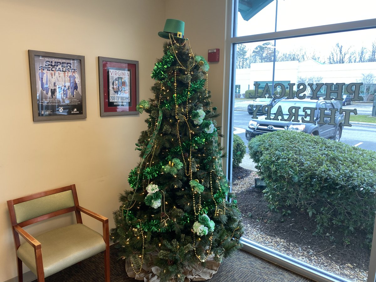 TidewaterOrtho's tweet photo. Happy St. Patrick's Day!

We are in the spirit today and the hope tree has been gearing the physical therapy patients up all month!

https://t.co/emhMKJ5c3Y https://t.co/jHUHfmEYBD
