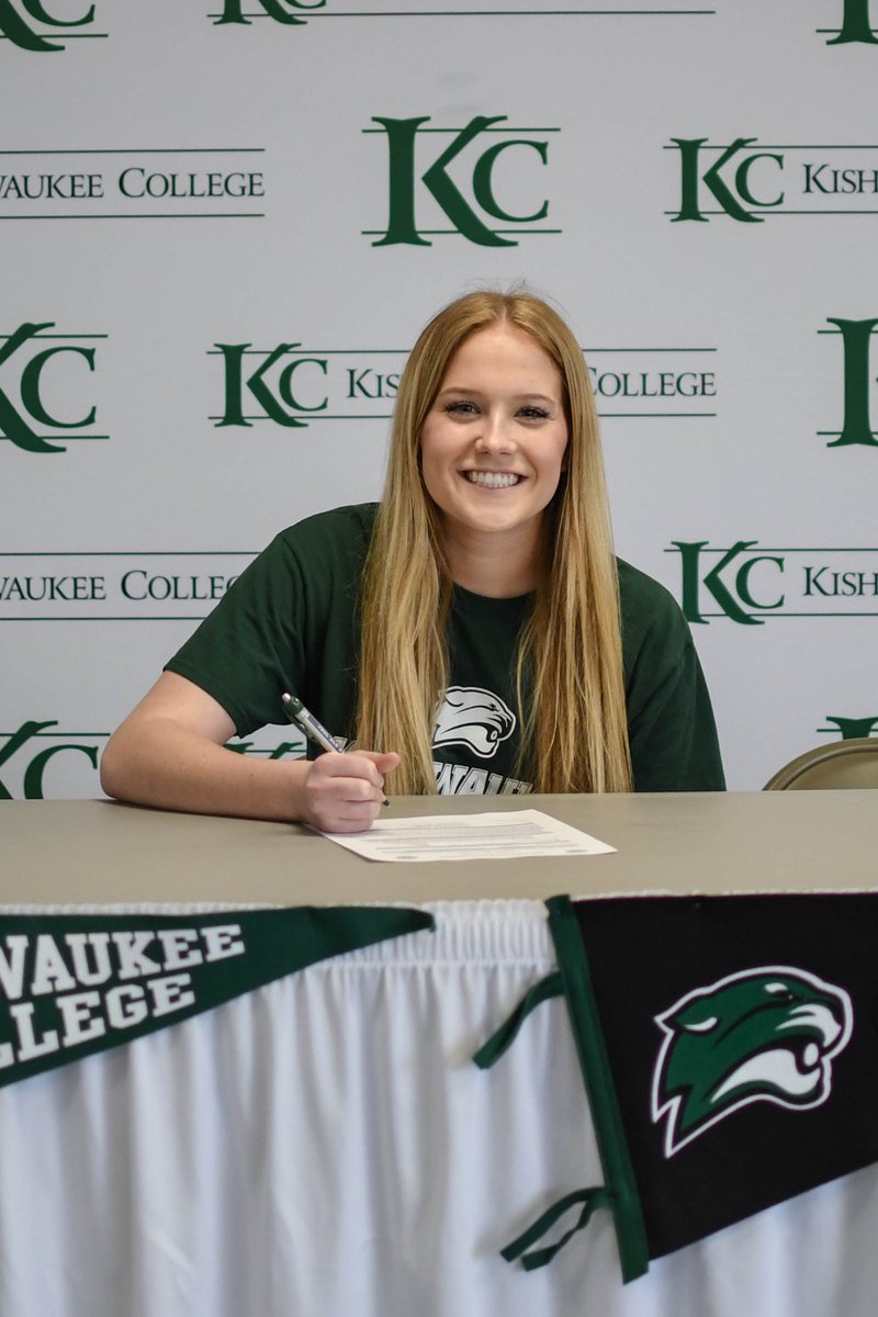 kougarathletics's tweet photo. That's another one for @kishwsoccer! Welcome to the #KishFam, Cassie Winters.
⚽️: Midfilder/Defender
📍: Genoa-Kingston
#KishWSoccer #kishAthletics #KishKougars #KishCollege https://t.co/Dhnez5xRBl