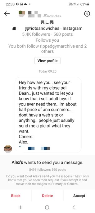 is he offering to shoplift me dildos to order? ... from his sandwich shops Instagram page? https://t<a href="/tag/nonutnovember"class="tags"><span>#nonutnovember</span></a>