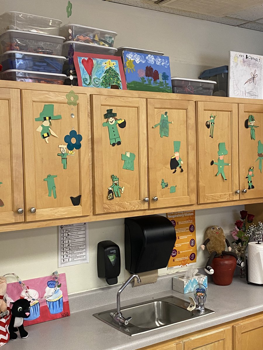 Rachel Tracz (@traczrachel) on Twitter photo Kindergarteners planned and built leprechaun traps today! They were so engaged 🍀 <a href="/PrincipalCEJ/">Dr. Courtney Jones</a> <a href="/GrangeHallES/">GrangeHallES</a> #ghesproud Kindergarteners planned and built leprechaun traps today! They were so engaged 🍀 <a href="/PrincipalCEJ/">Dr. Courtney Jones</a> <a href="/GrangeHallES/">GrangeHallES</a> #ghesproud