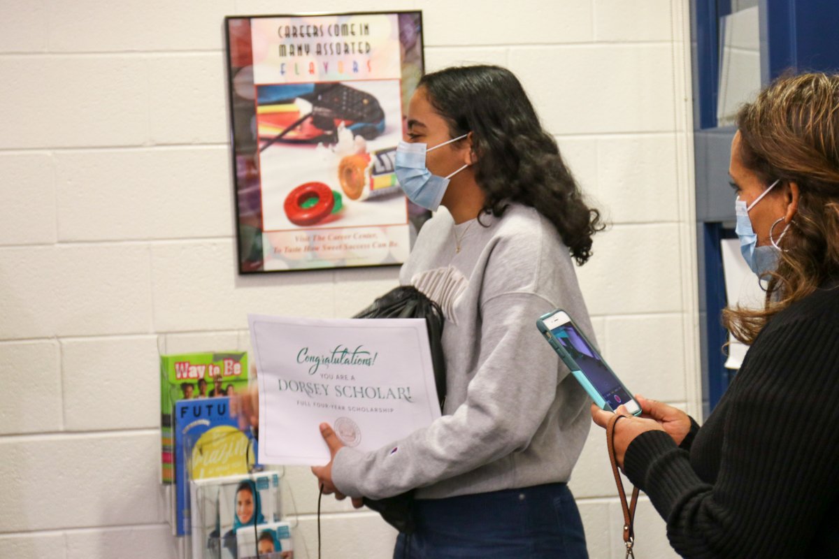 McDanielCollege's tweet photo. This year's second Dorsey Scholar is Sarah Youssef, a senior at Gaithersburg High School @MCPS! 🎉💚💛
Sarah was surprised at her school today by representatives from the Admissions Office and the Green Terror. 
Check out @ABC7News coverage here: https://t.co/qQ7u2frCuE https://t.co/LZoVF6mucQ