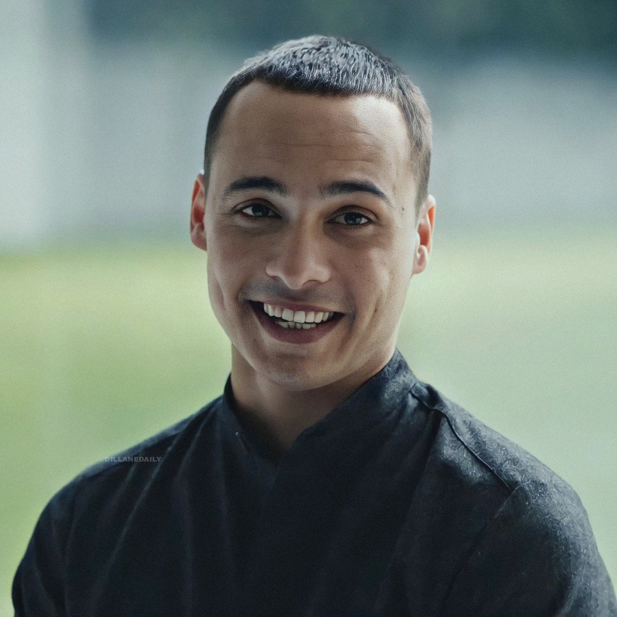 Frank Dillane News On Twitter Frank Dillane As Christophe In The Girlfriend Experience Trailer
