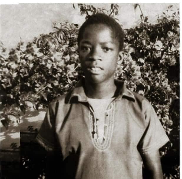 yuriavimo's tweet photo. RIP #Africa beloved son, President 𝓙𝓸𝓱𝓷 𝓟𝓸𝓶𝓫𝓮 𝓜𝓪𝓰𝓾𝓯𝓾𝓵𝓲 (9 October 1959 – 17 March 2021) https://t.co/DSIBdPiLTu