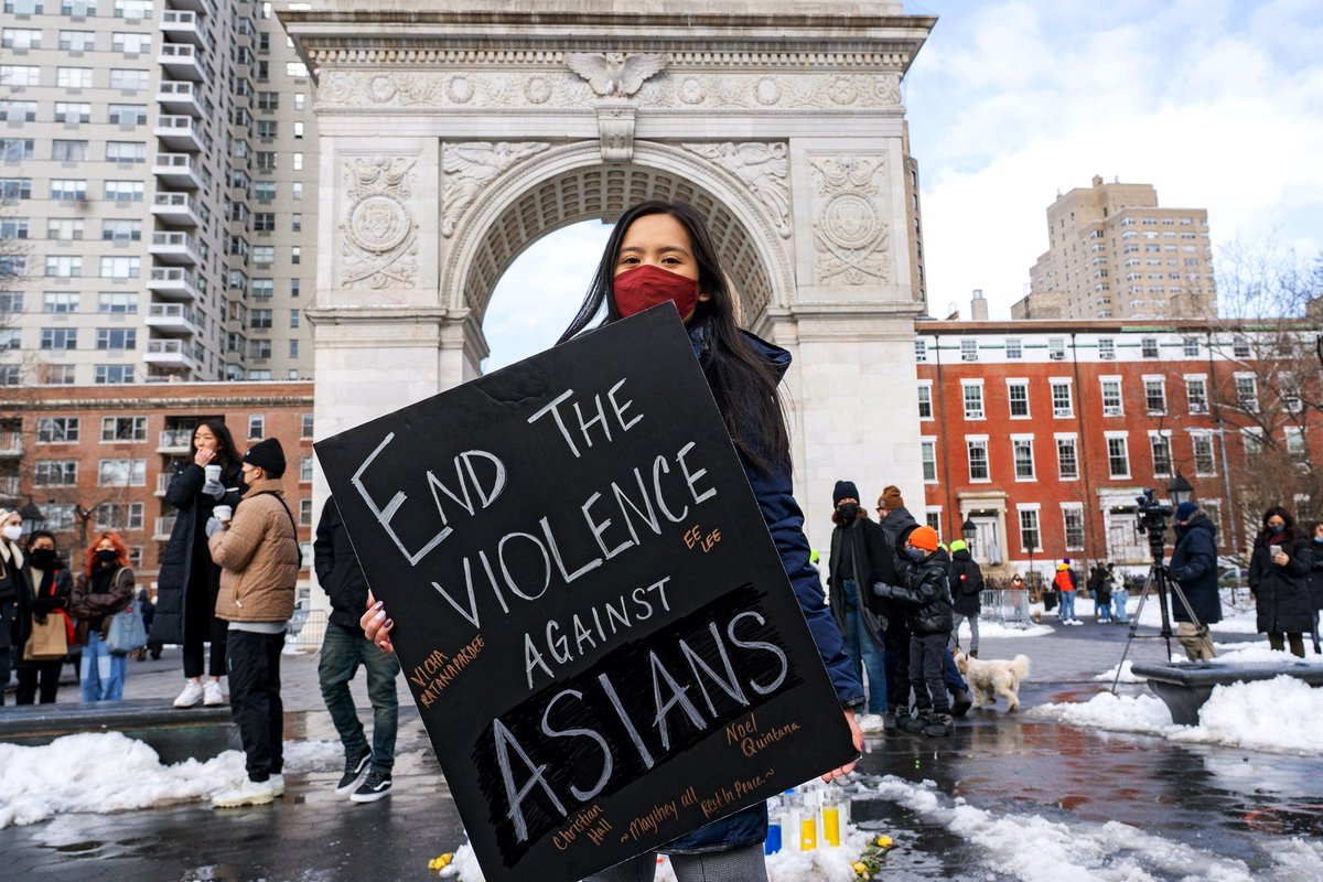 Namyoonv's tweet photo. STOP 🤬

#StopAsianHate #StopAsianHateCrimes 
#RacismIsNotComedy https://t.co/bLDTXhJPBR
