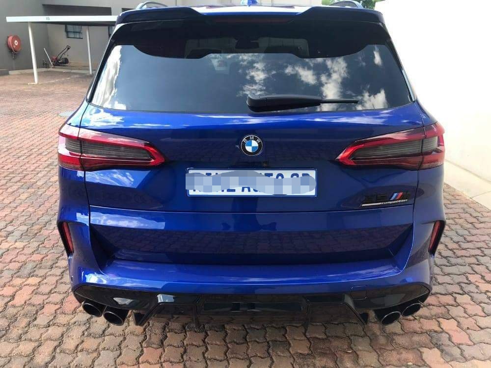 CarmazingSA's tweet photo. Offers accepted.

#BmwLifestyle
#TheRiver1Magic 
#Amahle https://t.co/oJUDxfCYjc