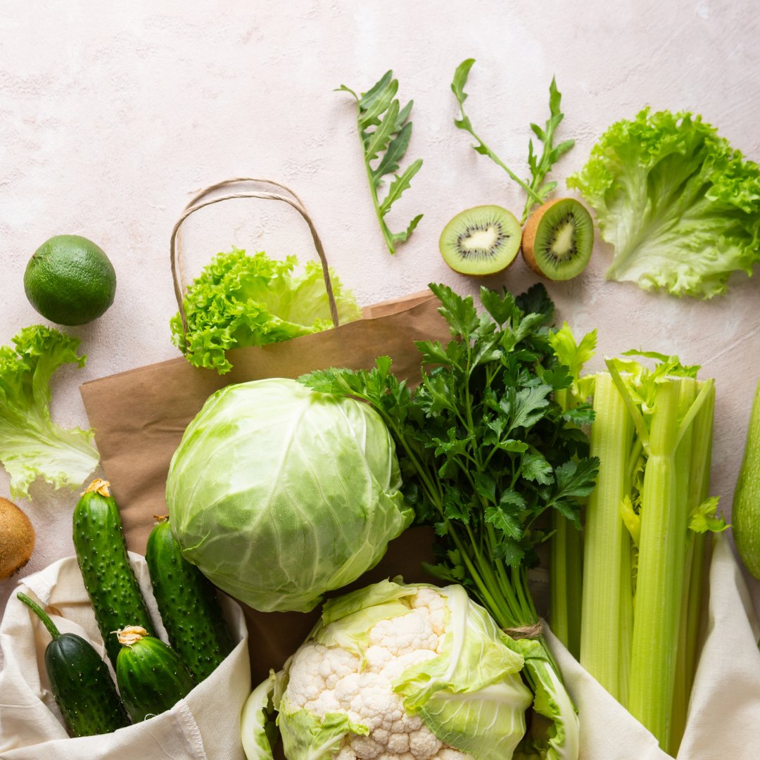 Happy #stpatricksday! Tell us your favorite green foods using only emojis...we'll go first 🥦🥑🍐(wishing there was a brussel sprout emoji)
 #greenfood #eatyourgreens #veggiesfirst