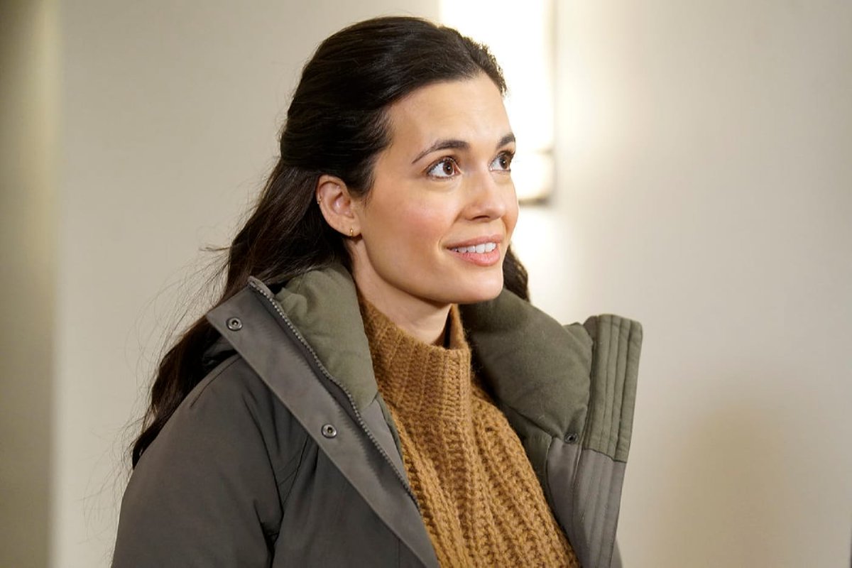 TorreyDaily's tweet photo. Un patient arrive au Chicago Med et a besoin d'un traitement immédiat, mais refuse qu'ils le traite. https://t.co/bmgtXMbiXN
