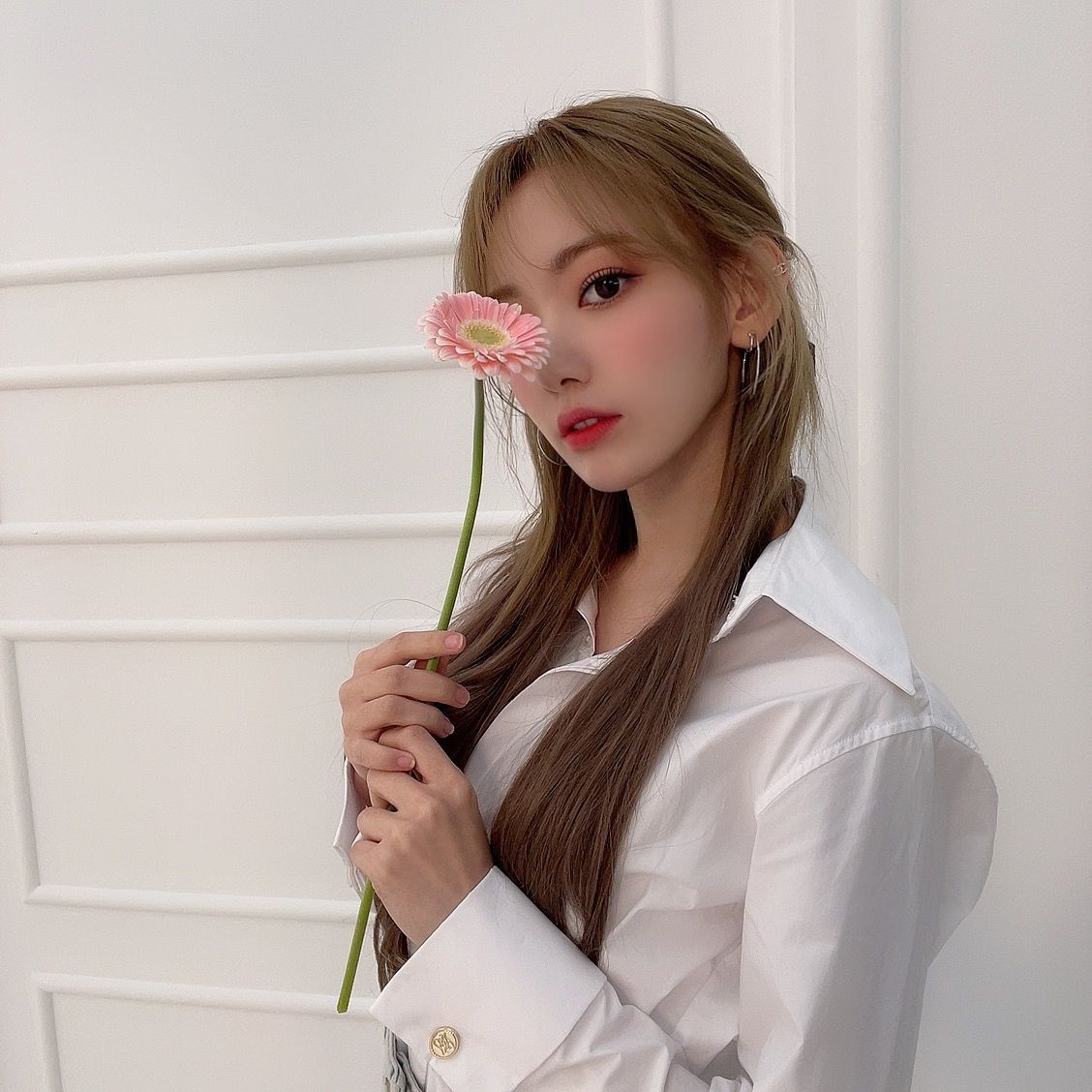 Rachel11754195's tweet photo. IZ*ONE Sakura 🌸

#IZONE #SAKURA #kpop https://t.co/Nxa43YHAww