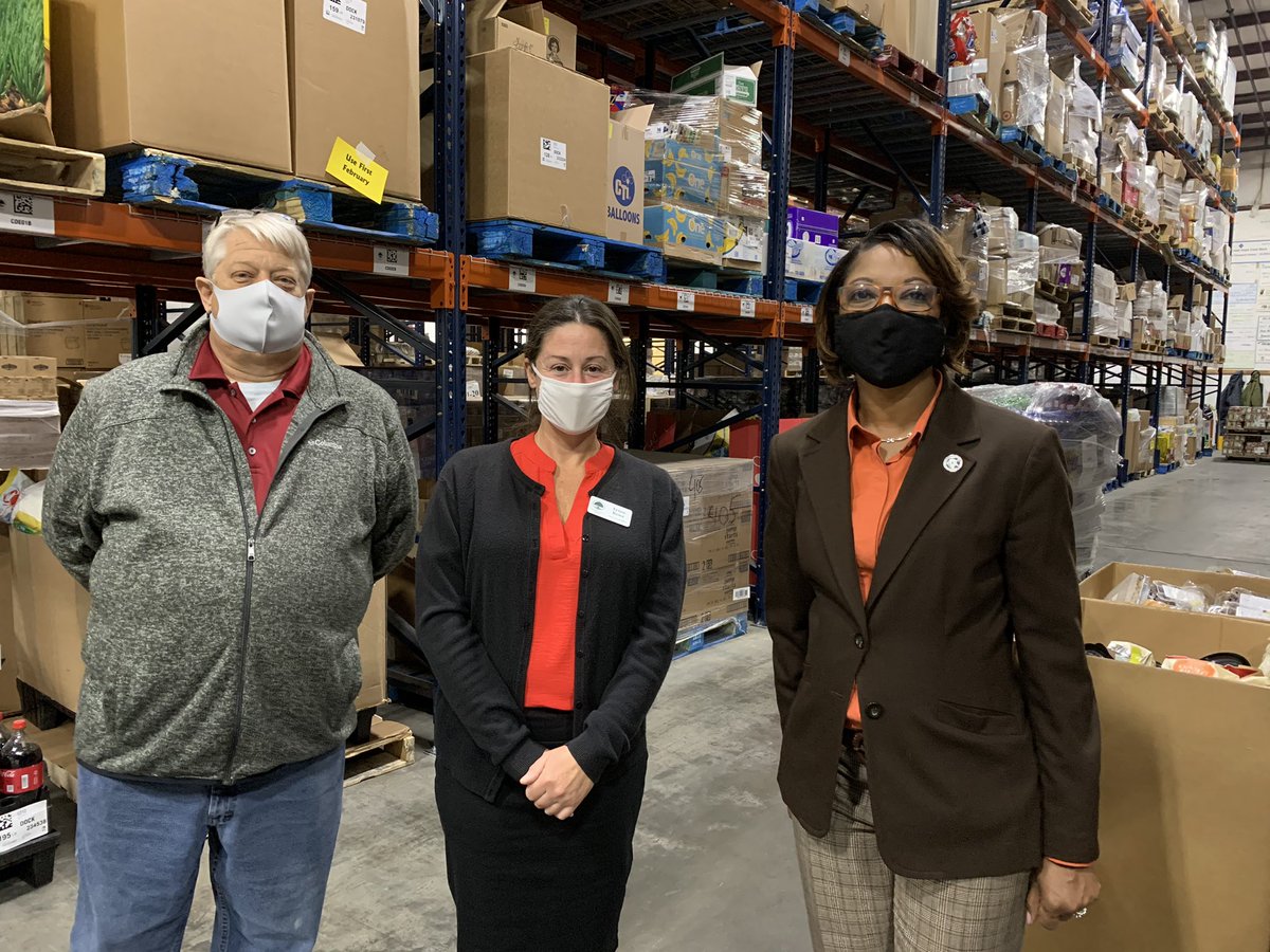 It was so great to meet <a href="/gdbarron/">Gretchen D. Barron</a> and give her a tour of our <a href="/HarvestHopeFB/">Harvest Hope Food Bank</a> Midlands branch today! I look forward to working together to feed more of our neighbors in need.