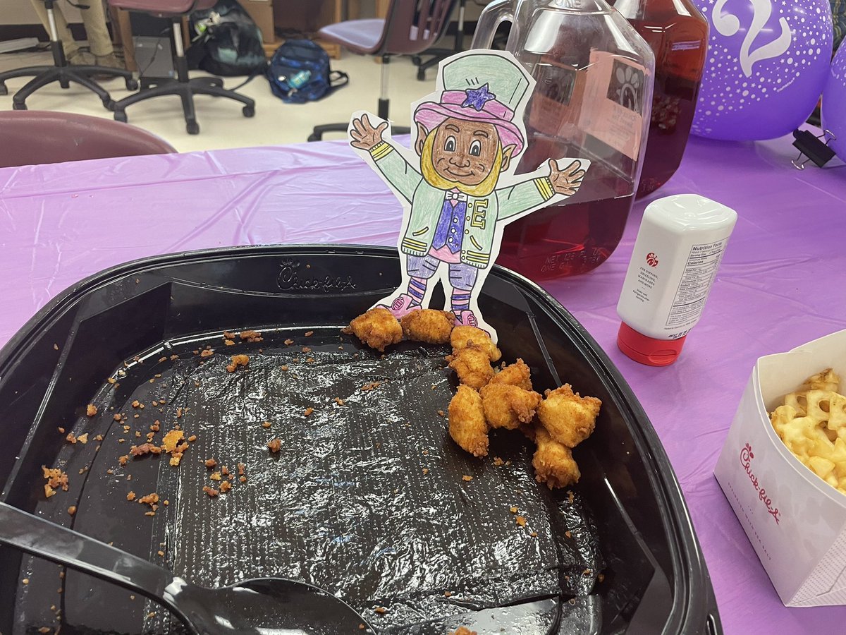 EASTatBMS's tweet photo. Chick-fil-a might as well be a pot-o-gold at #EASTcon21 #LepreCON https://t.co/yL8hk8g0ec