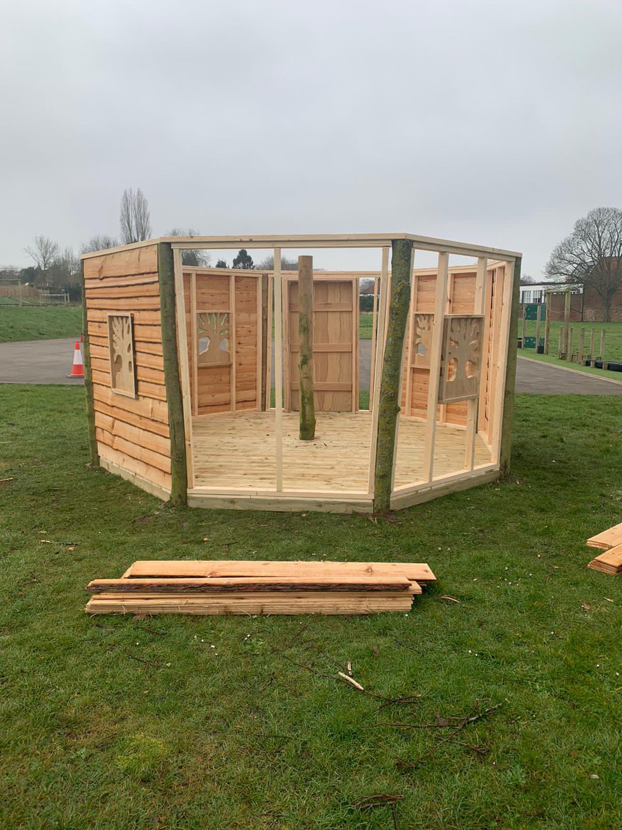 StCowley's tweet photo. Nearly finished!!! https://t.co/dMUCRUGyV3