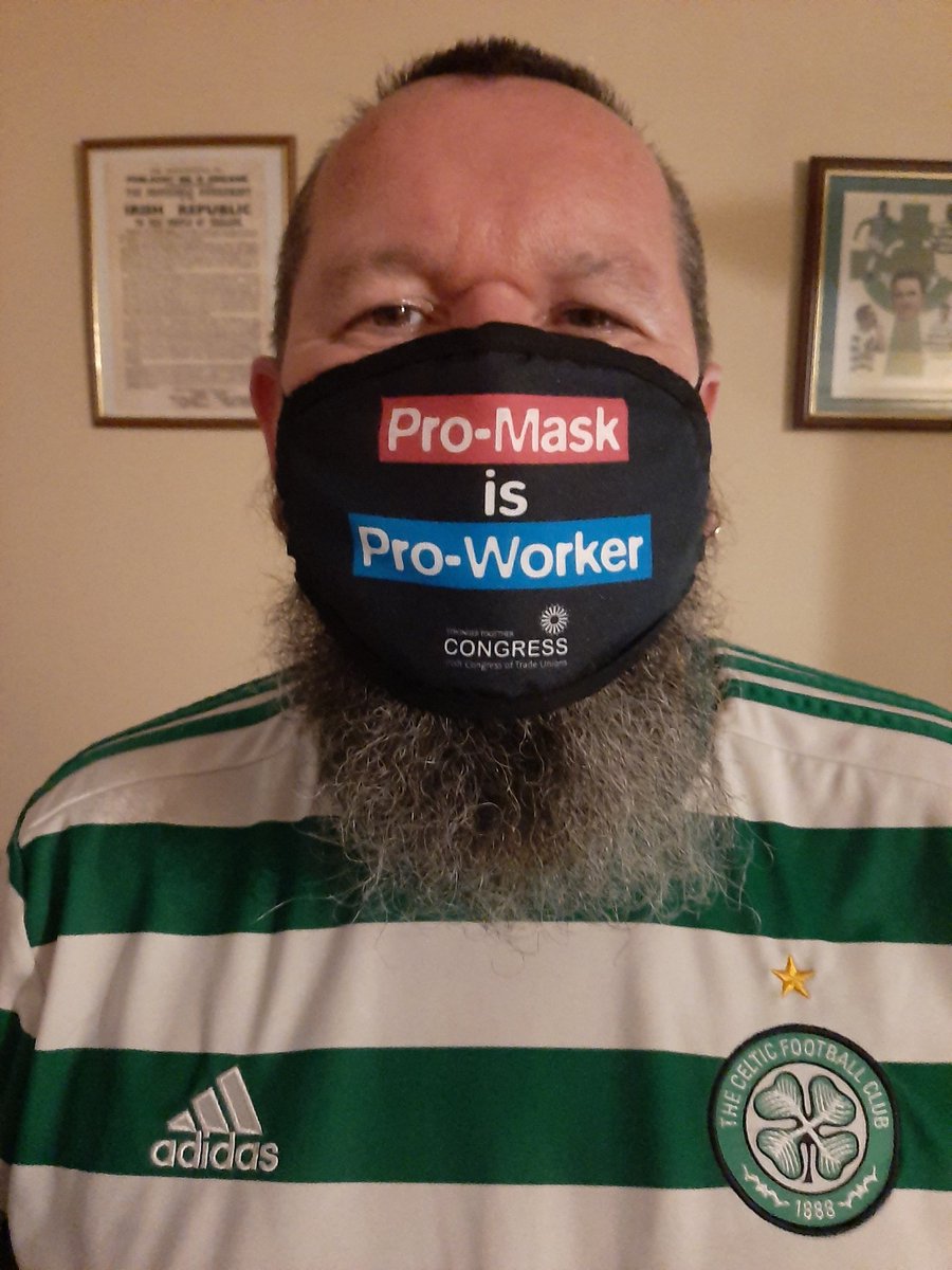 kev1967's tweet photo. Protecting me and you this #StPatricksDay let's act in solidarity with our colleagues and those on the front line.#StrongerTogether #ProMaskProWorker https://t.co/yvLKRzLvAI