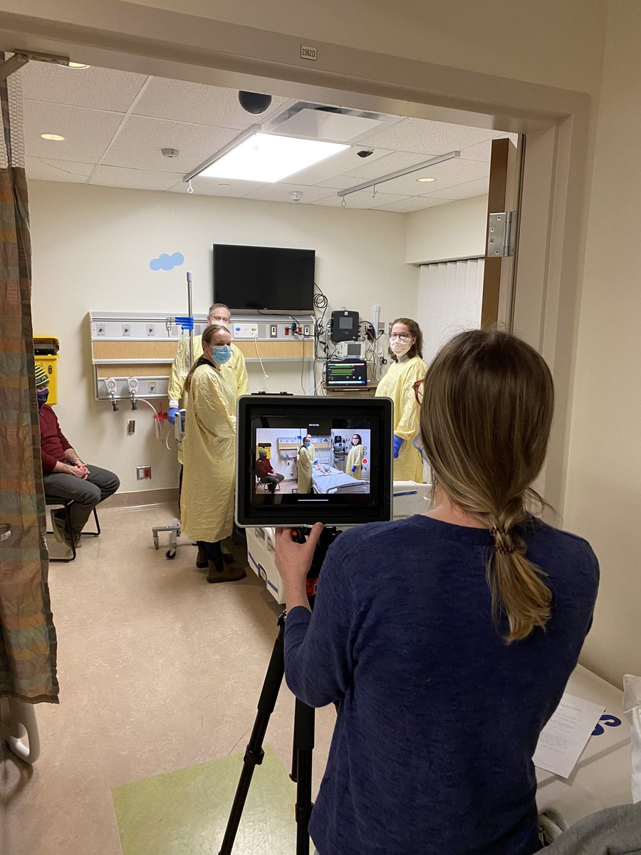 CHEOSIM's tweet image. RTs, RNs &amp;amp; MDs filming for an exciting #virtualsim project! Stay tuned.... @CHEO