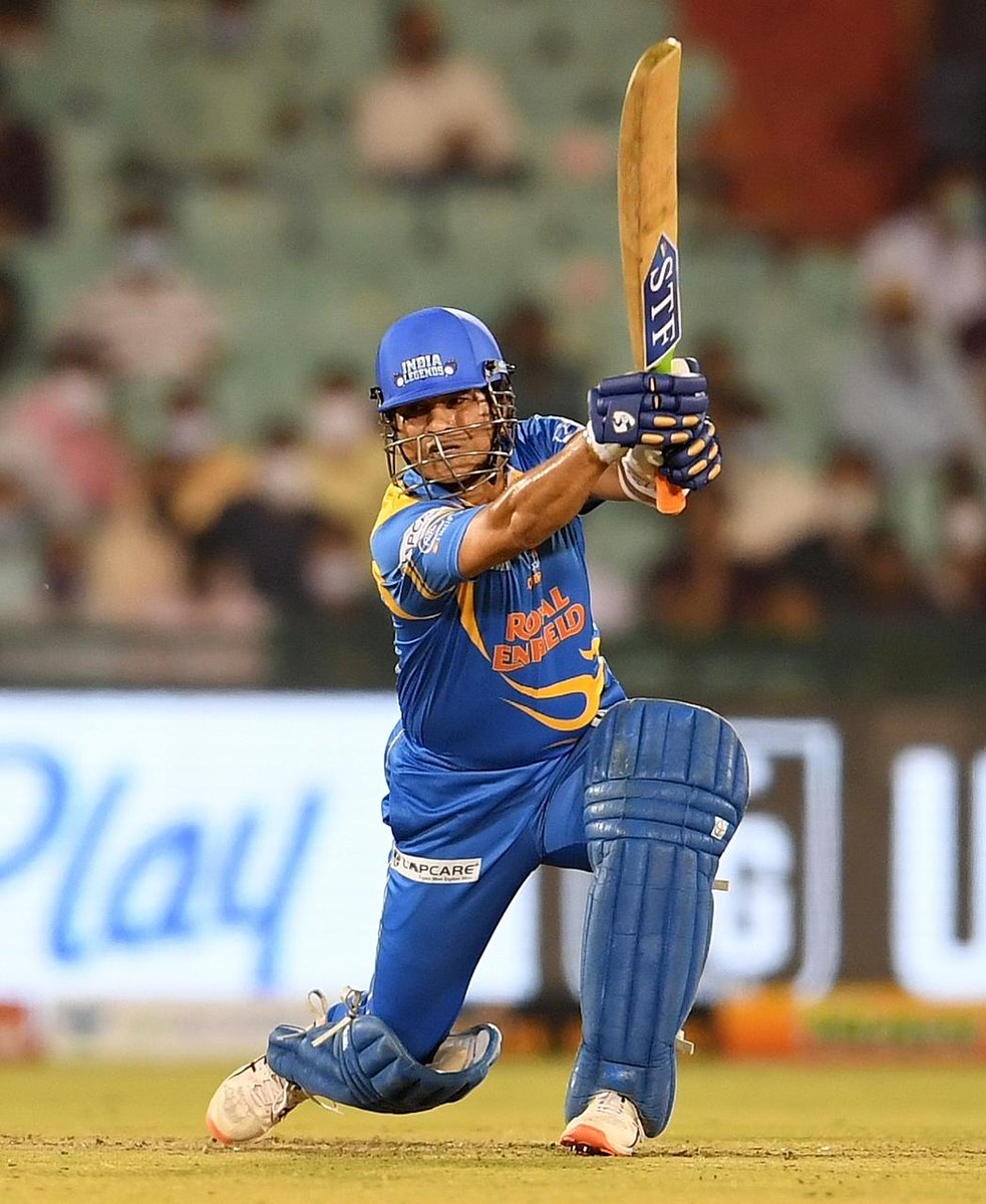 sachin_rt's tweet photo. More than the 424 runs scored in this match, I feel it was the competitive spirit with which the teams played today that stood out. 
Fantastic effort by all the 22 men! 🙂

#RoadSafetyWorldSeries #INDLvWIL 

📸: Suman Chattopadhyay https://t.co/UmtP6uGZLA