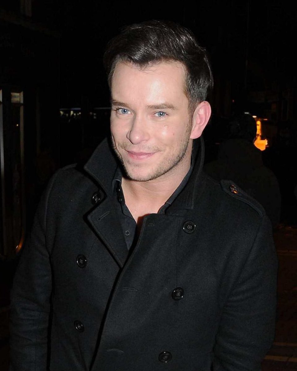 BoyzoneMemories's tweet image. 🎈 Your memory will never grow old. 💖 Happy 45th Heavenly Birthday Stephen Patrick David Gately. 🎈🎂💐❤️🧡💛💚💙💜

#StephenGately #Steo #Boyzone #DuracellBunny #HappyBirthdaySteo #NeverForgotten #ForeverMissed