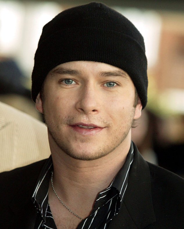 BoyzoneMemories's tweet image. 🎈 Your memory will never grow old. 💖 Happy 45th Heavenly Birthday Stephen Patrick David Gately. 🎈🎂💐❤️🧡💛💚💙💜

#StephenGately #Steo #Boyzone #DuracellBunny #HappyBirthdaySteo #NeverForgotten #ForeverMissed