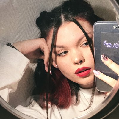 adelyapinkman's tweet photo. #НовыйАватар https://t.co/Ez2n9QK998