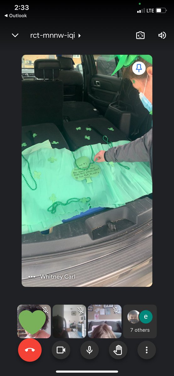 mrsflewelling27's tweet photo. Today for #walkaboutwednesday we were surprised with a scavenger hunt to find a pot of gold. Little did we know, Pete was in on the secret!! Sneaky Pete the leprechaun. He wears many hats! #StPatricksDay @oakleybarrie @BlakeySabrina @SCDSBey @PeteTheCatTV  ☘️🌈💚 https://t.co/zQvZrbuyrP