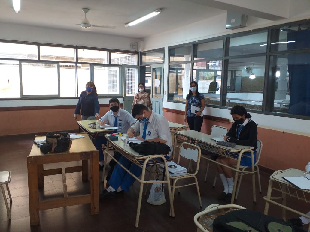 EscurdiaViviana's tweet photo. Con Supervisora RI @DorisGo33466942 y @BarbaroLorena estuvimos en Bop 36 Mini City y también Comercio 6! Equipo Secundaria! #Territorio #DeCaraAlColega @BarbaroLorena @grillo141 @CGEMisiones @cjdechat @FlaviaPao @laurapenacca @jalbertogalarza @Marcos42866602 @fabianchilipank https://t.co/xVBGLRVdyP