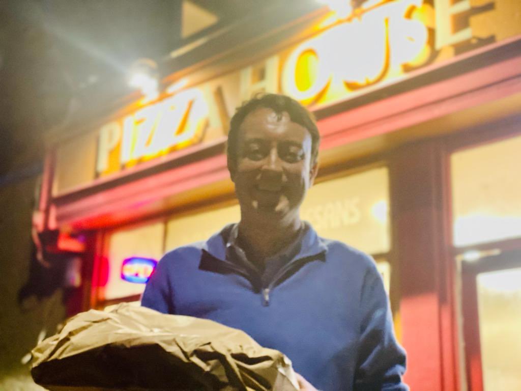 SirSimonClarke's tweet photo. After a good afternoon delivering leaflets with Andrea Turner, our fantastic @Conservatives candidate for the #Longbeck by-election in Marske, next stop is pizza in #Easington! The 2021 campaign is *officially* underway π https://t.co/6xrkErMbwi