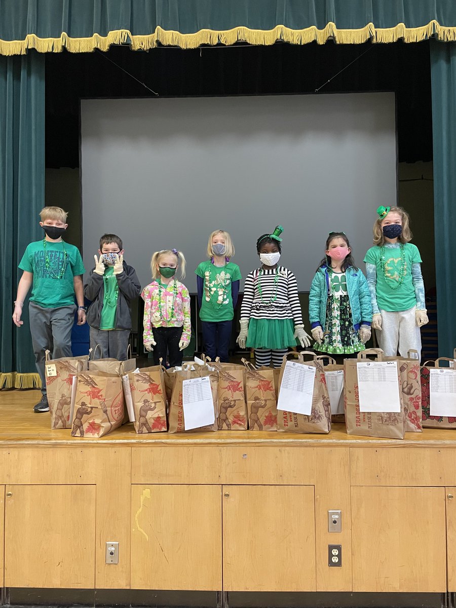 Green Bagels delivered by these awesome leprechauns! #spreadthejoy #tradition <a href="/ShelleyKeelean/">Shelleyann  Keelean</a> <a href="/GPSchools/">GPPSS</a> <a href="/eastsidebagel/">Eastside Bagel</a>